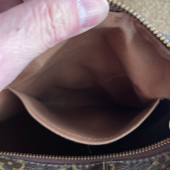 LOUIS VUITTON Monogram Totally MM - Picture 11 of 12